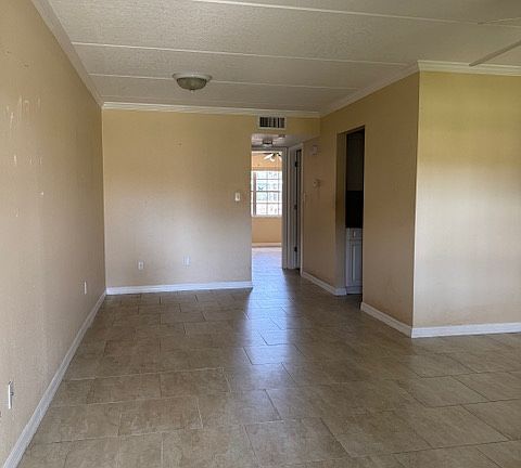 4th image of 4702 Michael Ct Unit 141