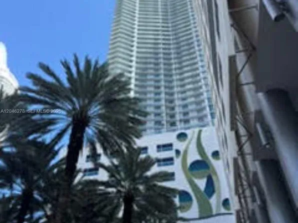 185 SW 7th St, Miami, FL