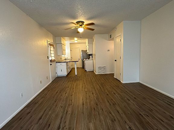 5th image of 4250 Plaza Oro Loma #A83492de8