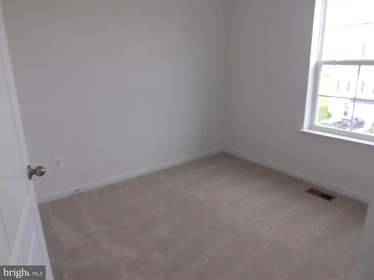 26 Kirby — Photo 11