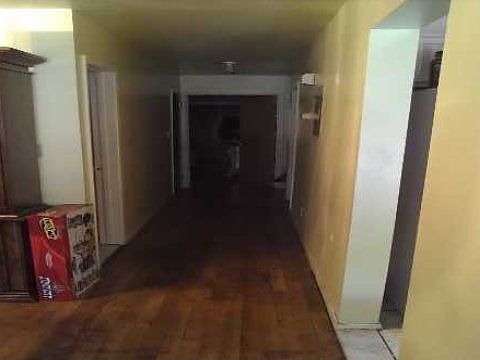5th image of 21026 Hollis Ave