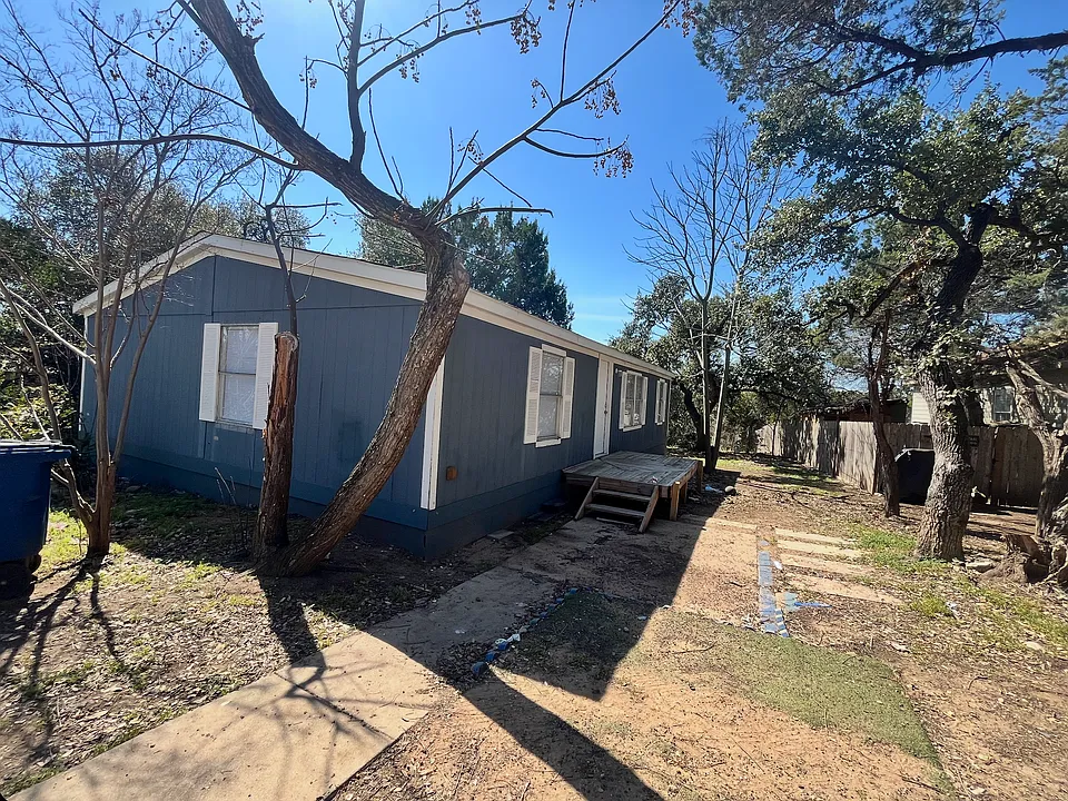 6301 Oleander Trl