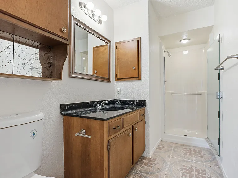 4911 Arbor Ridge Dr — Photo 17