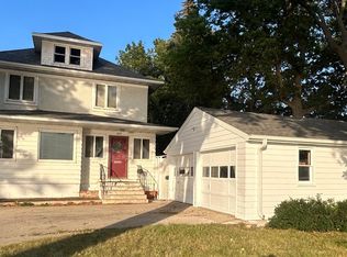 208 Lake St, Worthington, MN 56187