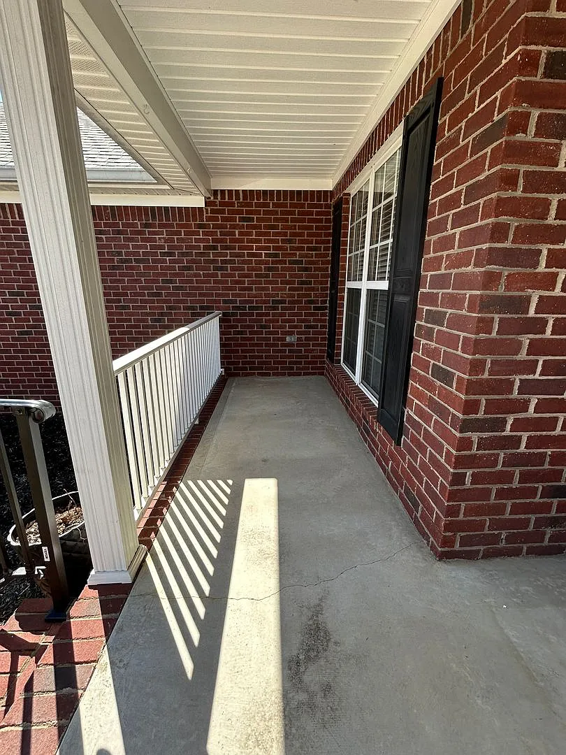 Building Photo - 1344 Wendell Ln