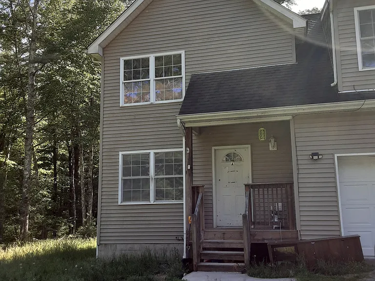 739 New Frk #42-1 — Photo 1