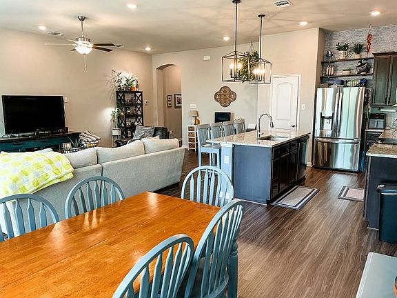 5th image of 1223 Lilac Ledge Dr