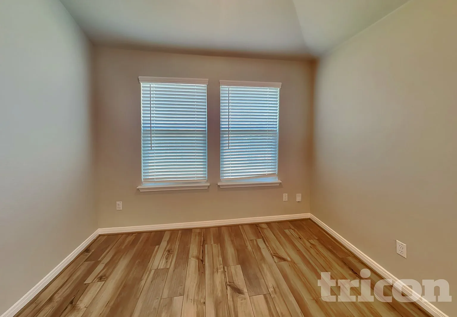 13685 Paxton Boulevard St. Hedwig TX — Photo 4