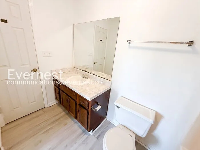 426 Buckingham Cir — Photo 7