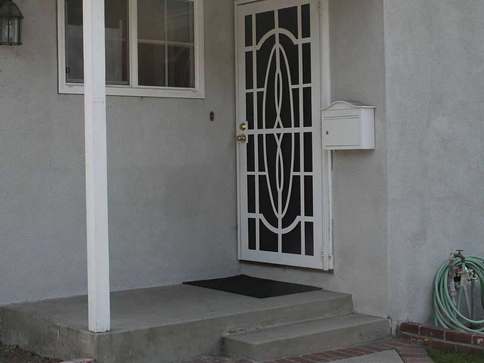1st image of 154 N Barranca Ave