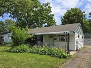 933 East Dr, Sheffield Lake, OH