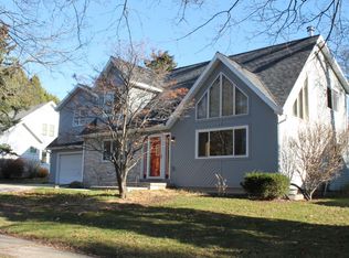 905 Harvey Ave, Watertown, WI 53094
