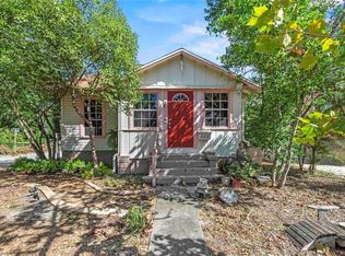 652 N Tremain St, Mount Dora, FL 32757