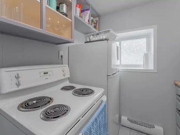 3rd image of 23 3rd Ave #1A