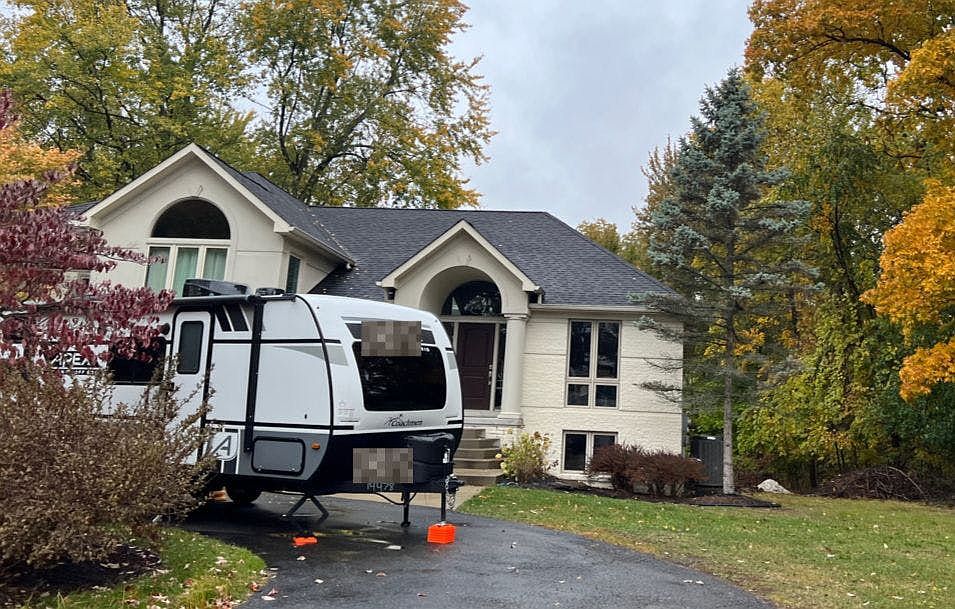 1st image of 5568 Park Dr