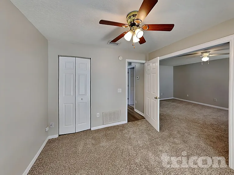 4409 Venice Dr — Photo 13