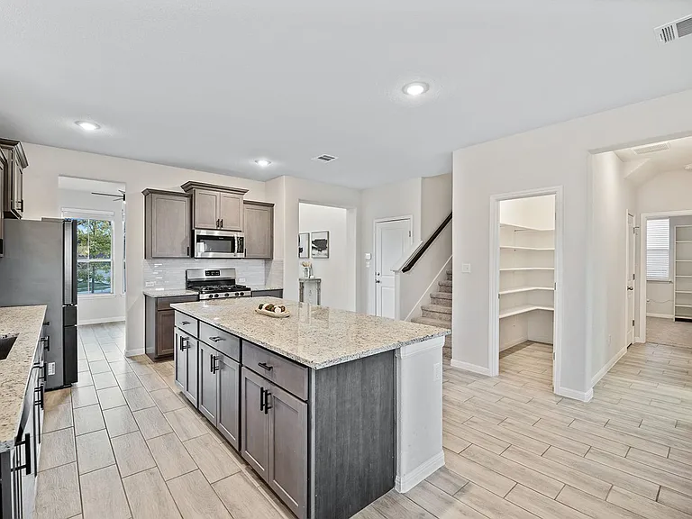 309 Greenway Dr — Photo 41