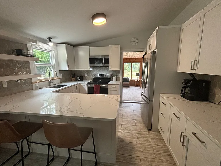8 Black Point Rd — Photo 15
