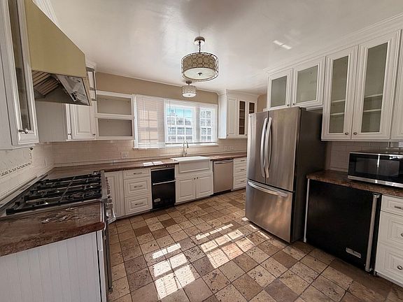 3rd image of 200 E Morrison Ave #1-5