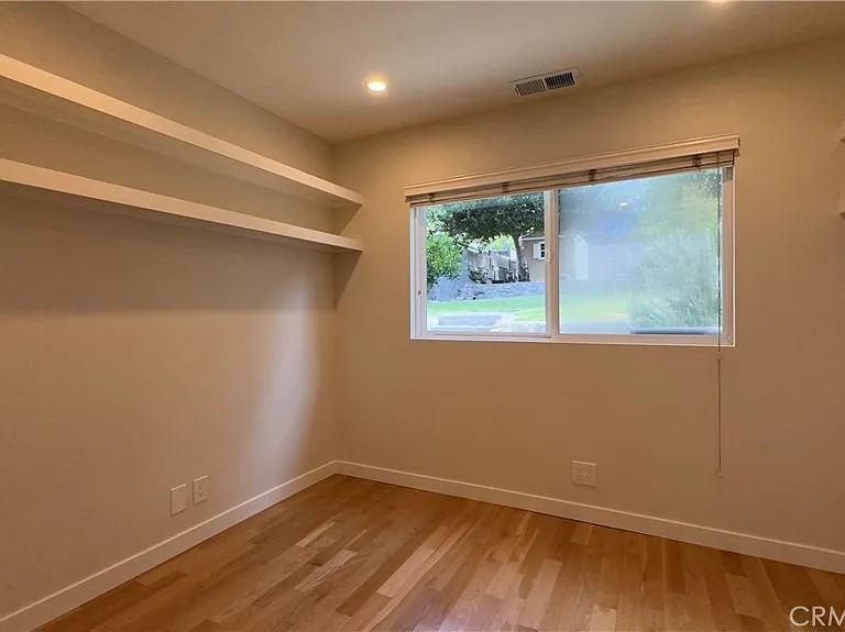 2385 Utley Rd — Photo 16