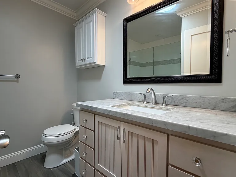 1079 Embarcadero Rd — Photo 9