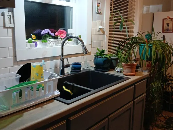 62 Fairfield St #3, Saint Albans, VT 05478