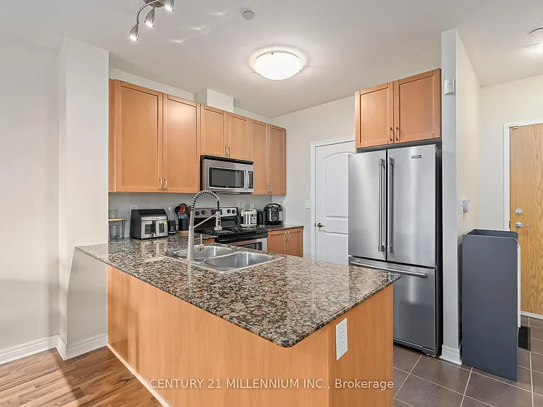383 Main St E #107 — Photo 7