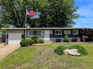 2245 Flamingo Dr, Florissant, MO