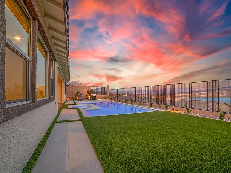 349 Tigullio Ave — Photo 43