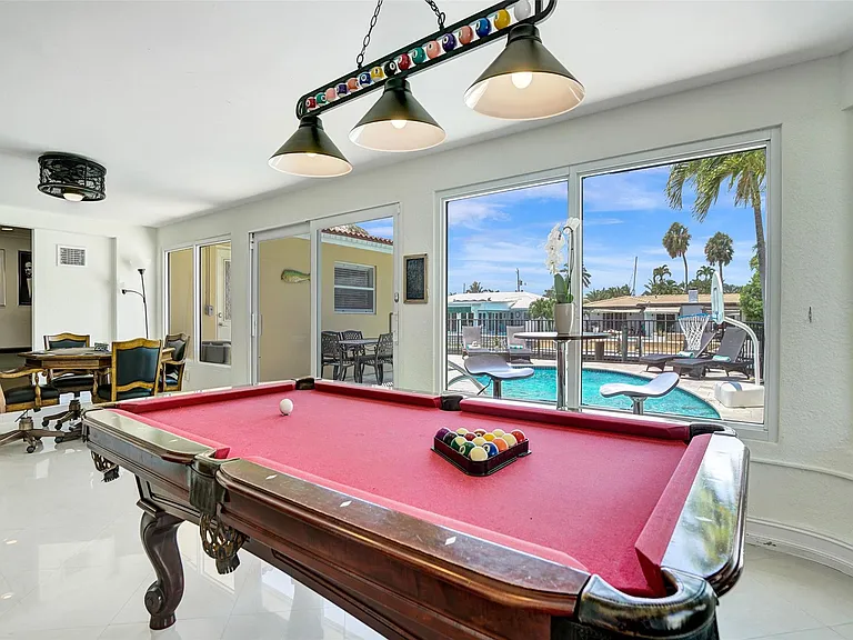 2051 Coral Reef Dr — Photo 22