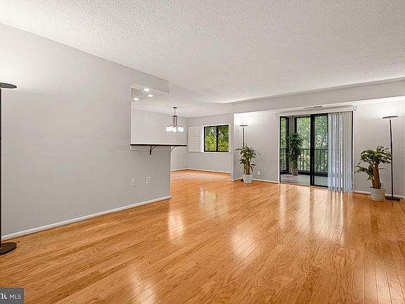 5th image of 5901 Mount Eagle Dr APT 116