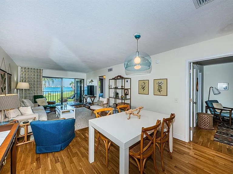 6295 Bahia Del Mar Cir #216 — Photo 8