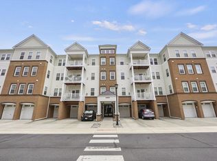 24660 Woolly Mammoth Ter UNIT 400, Aldie, VA 20105