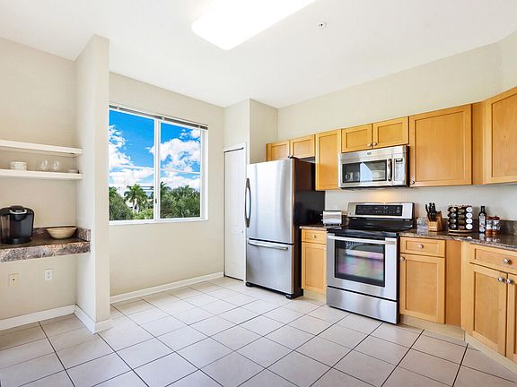 3rd image of 11021 Legacy Ln APT 303