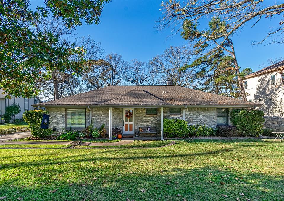 1st image of 20834 Bay Shore Dr
