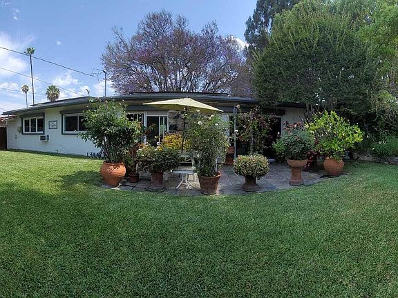3rd image of 16978 Millstone Dr