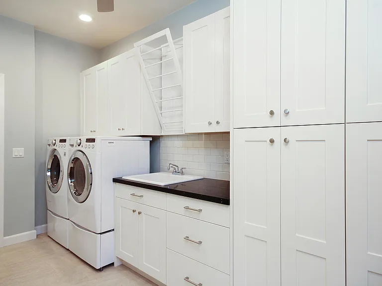 393 W Angela St — Photo 5