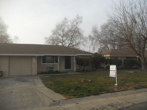 1st image of 38099 Cherry Ln
