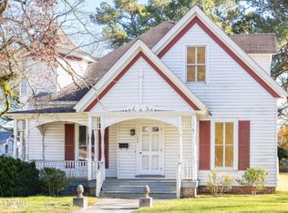 103 E Pitt St, Windsor, NC 27983