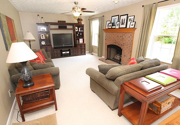 4th image of 4560 Snowbird Dr