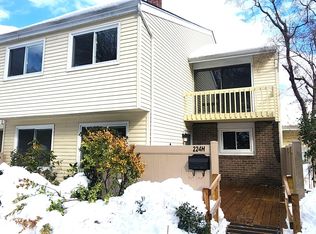 224 H Springmeadow Drive #H, Holbrook, NY 11741