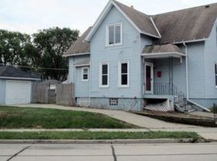 2135 Carmel Ave, Racine, WI 53405