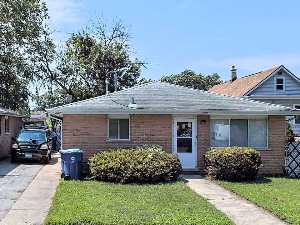 1st image of 802 Mackinaw Ave #F