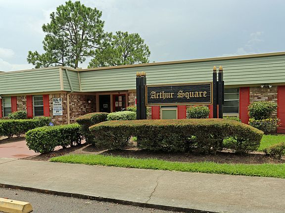 4th image of 1501 Poole Ave APT 522