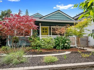 3124 SE Woodward St, Portland, OR 97202