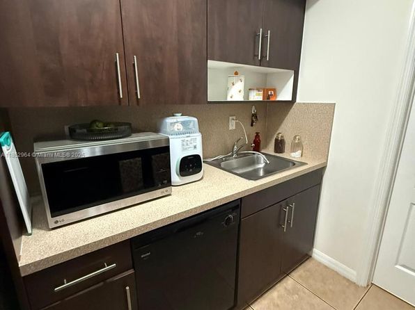 13 S Royal Poinciana Blvd APT 7