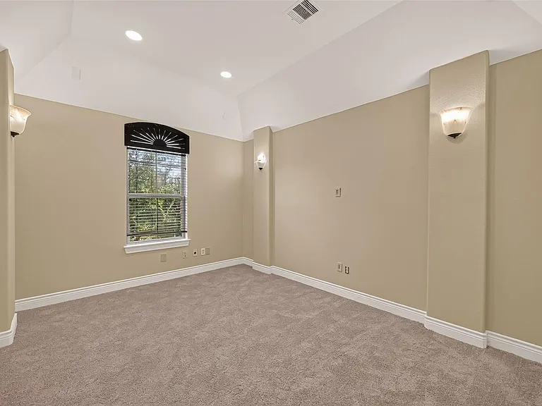 16803 Tabasso Ct — Photo 33