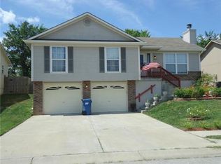 2024 W Springs Way, Excelsior Springs, MO 64024