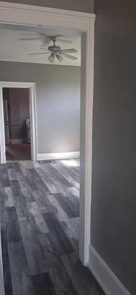 Building Photo - 114 Josephine St #1