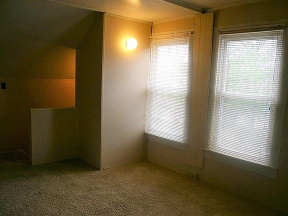 4th image of 86 N Rocky River Dr